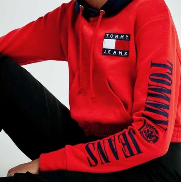 ♡Sale♡Tommy Hilfiger  Cropped Hoodie - Picture 13 of 16